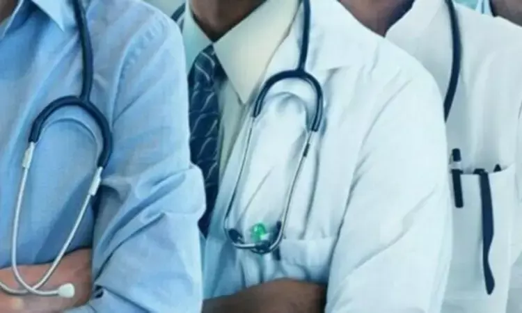 राजस्थान में 697 सरकारी डॉक्टरों पर कार्रवाई: लंबी गैरहाजिरी पर सेवा समाप्ति