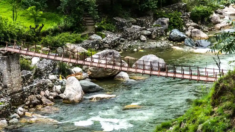 Long Weekend Getaways Near Delhi: 10 Offbeat Destinations for Peace, Heritage, and Scenic Beauty This Festive Season