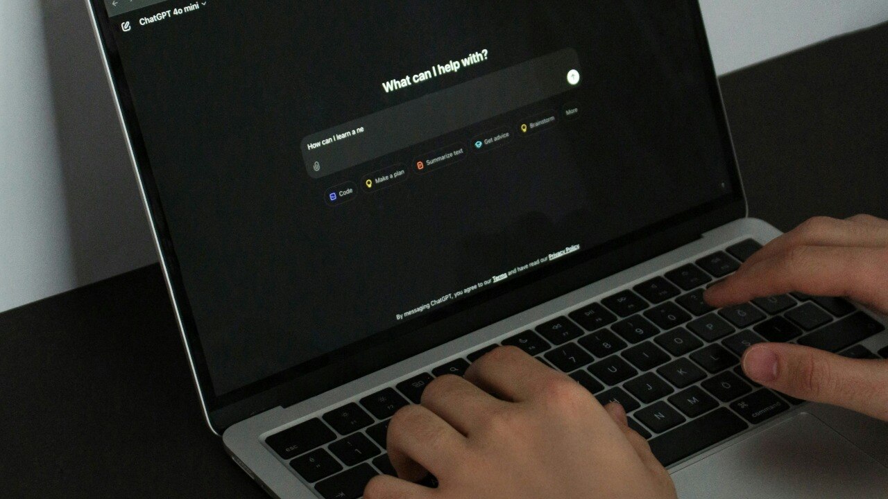 ChatGPT-5.2 Is Here — How It Stacks Up Against Google’s Gemini 3 in the AI Race